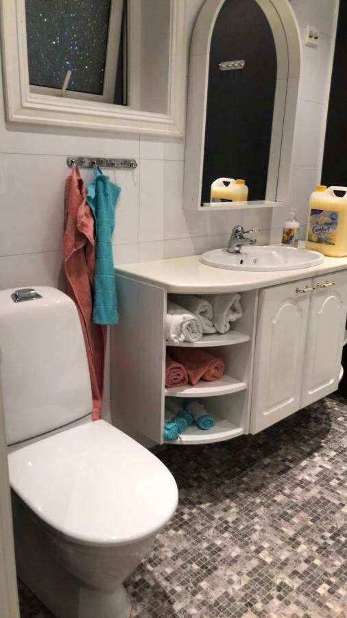 Appartamento Den Gule Huset Lyngdal Esterno foto